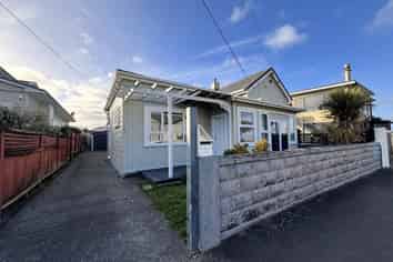 2 Tory Street, Petone