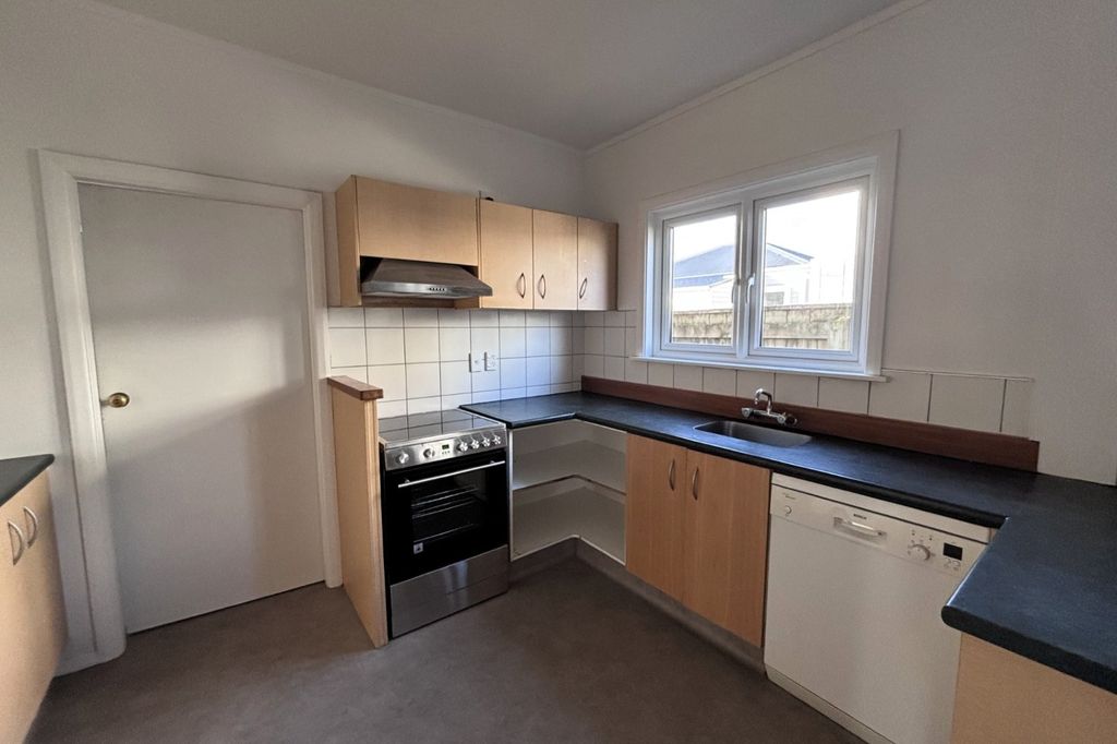 Sought After Petone 3