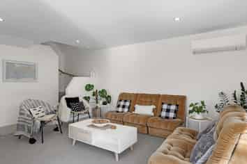 48B Frankleigh Street, Somerfield