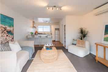 3/15a Marriner Street, Sumner