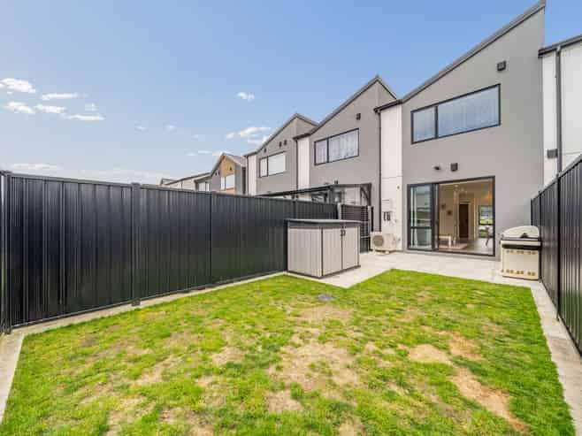 11 Leo Waikari Crescent, Wallaceville