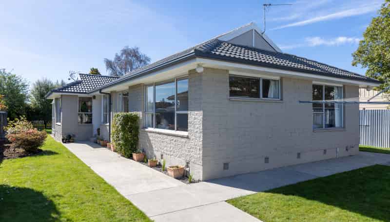 4 Loreto Place, Hornby