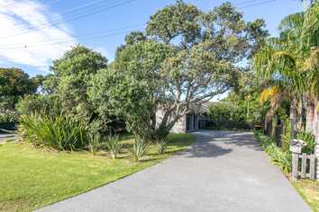 163 Ocean Beach Road, Tairua