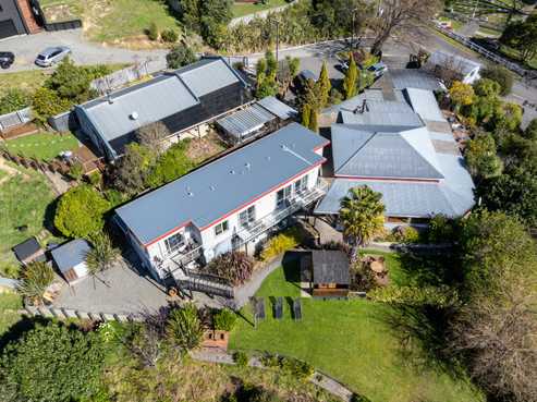 Tombstone Lodge – property and business