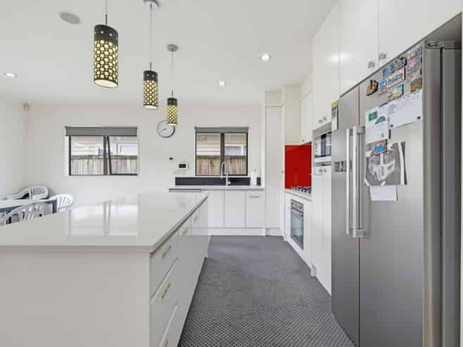 11 Carrickdawson Drive, Flat Bush