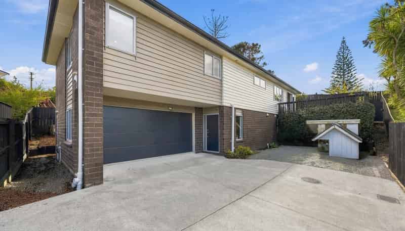 2/61 Albrecht Avenue, Hillsborough