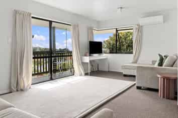 11b Ladies Mile, Manly