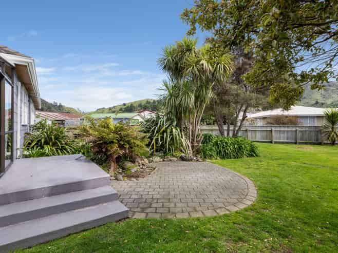 27 Oxford Street, Picton
