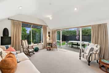 140A Blighs Road, Strowan