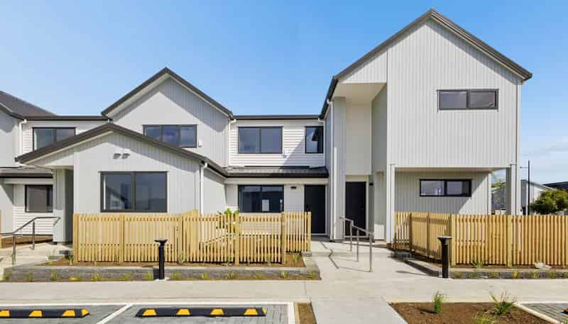 16 Enchantment Lane, Karaka