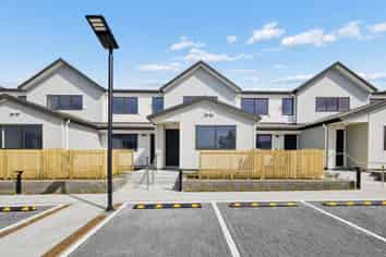 16 Enchantment Lane, Karaka