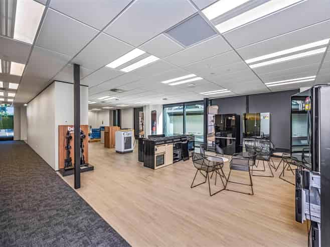 CBRE - Accessible Office / Showroom with Profile