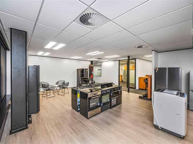 CBRE - Accessible Office / Showroom with Profile