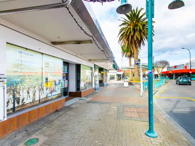 Refurbished Browns Bay Retail