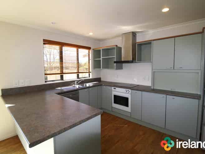45 Woodbury Street, Russley