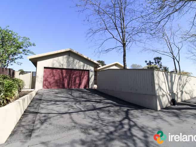 45 Woodbury Street, Russley