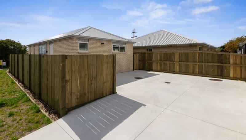 7 Owhata Road , Owhata