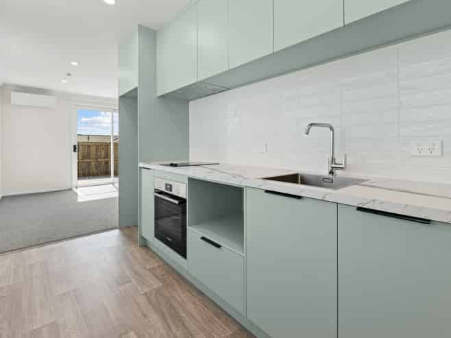 7 Owhata Road , Owhata
