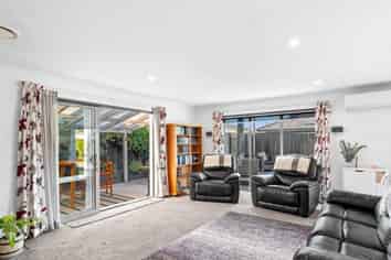 17 Forbes Road, Foxton Beach