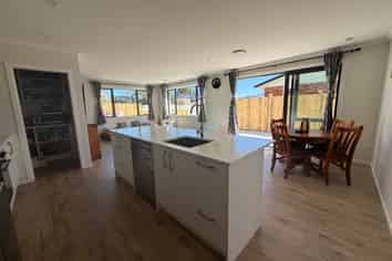 44A Michael Road, Paraparaumu Beach