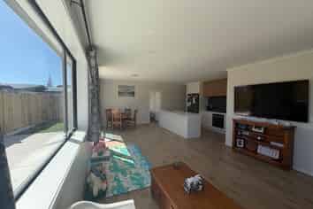 44A Michael Road, Paraparaumu Beach