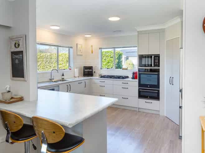 101 Lincoln Road, Carterton