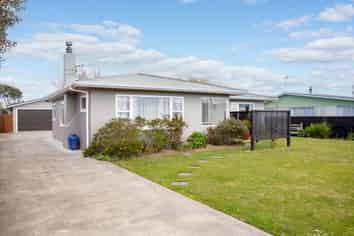 44 Burns Street, Dannevirke