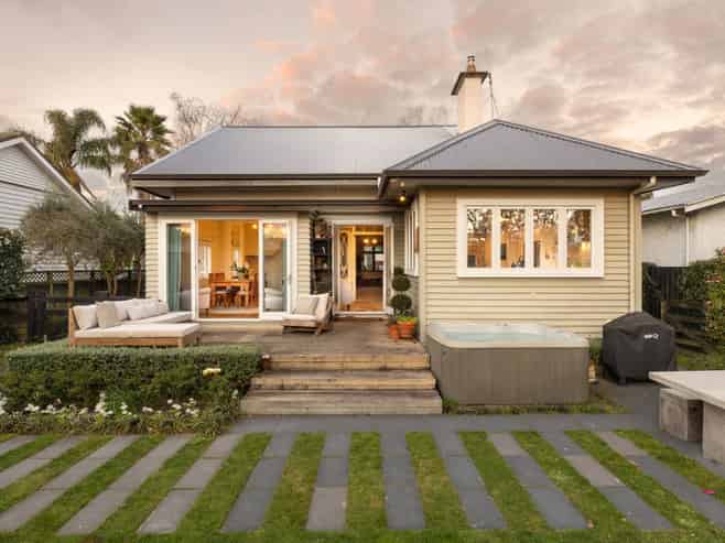 11 St Winifreds Avenue, Hamilton East