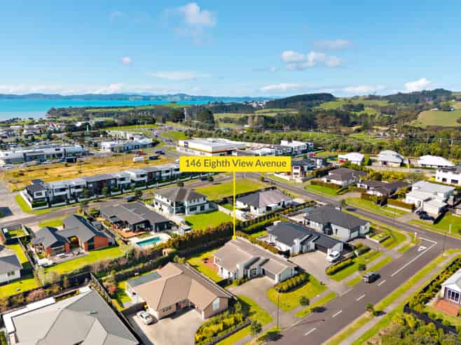 146 Eighth View Avenue, Beachlands