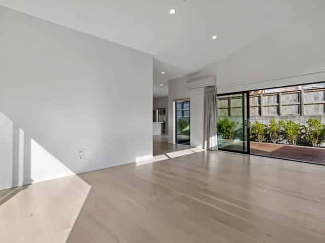 7 Matau Way, Hauraki
