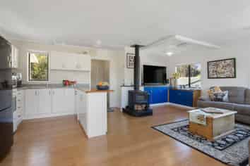 9 Wellington Street, Waihi