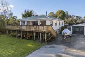 9 Wellington Street, Waihi