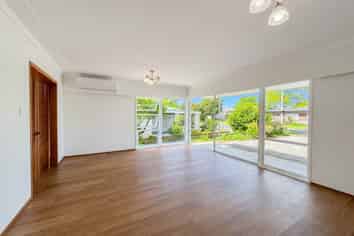 21 Fairview Avenue, Opaheke