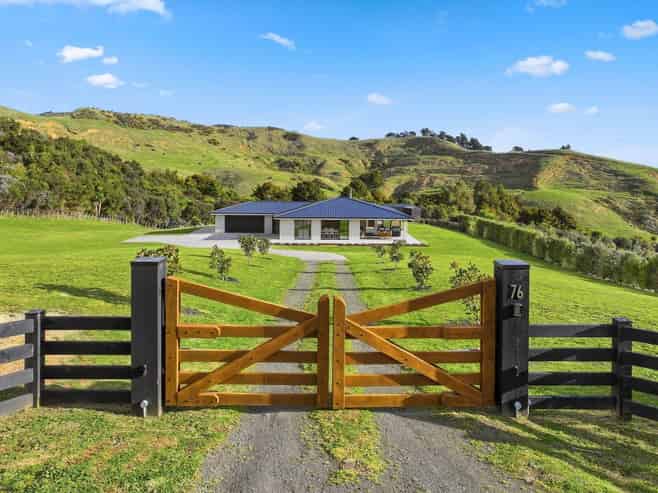 76 Haul Road, Makarau