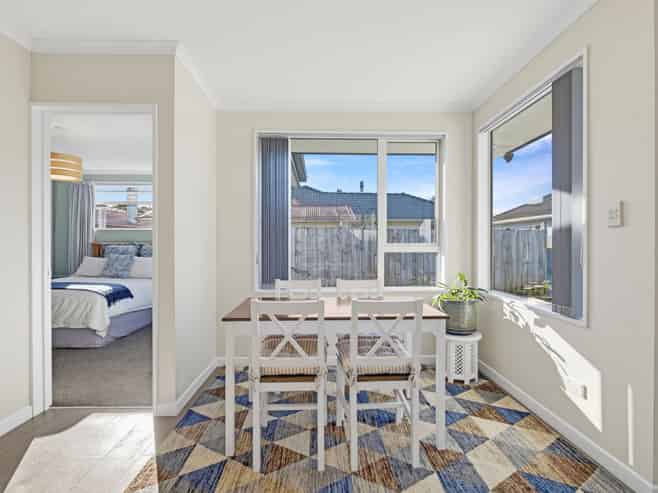 21A Palm Avenue, Stoke