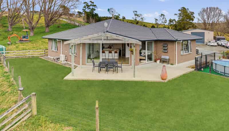 65 Jumna Rd, Maungaturoto