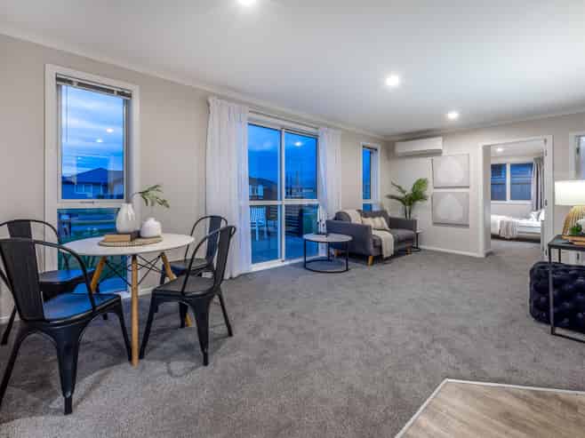 87 Hinemoa Street, LEVIN
