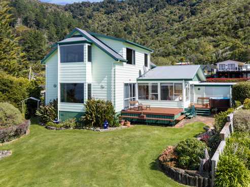 28 Belvue Bay Road, Havelock