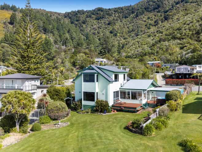 28 Belvue Bay Road, Havelock
