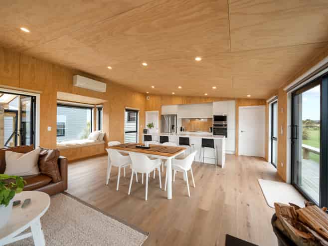 24 Oyster Lane, Colac Bay