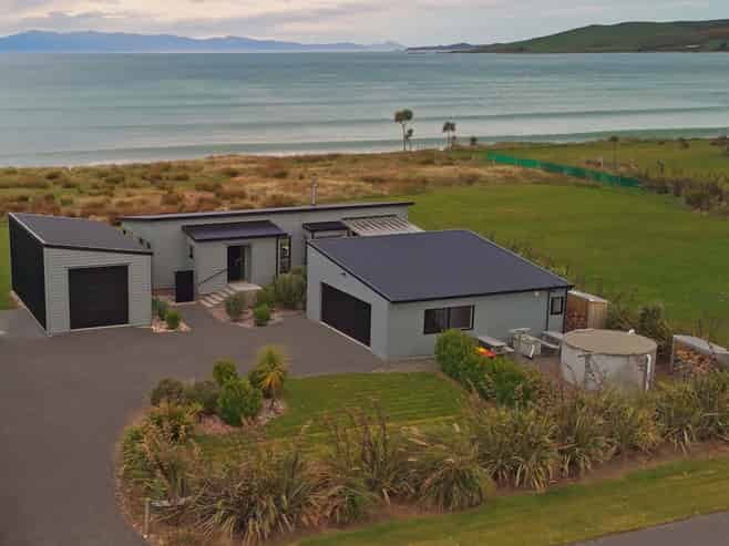 24 Oyster Lane, Colac Bay