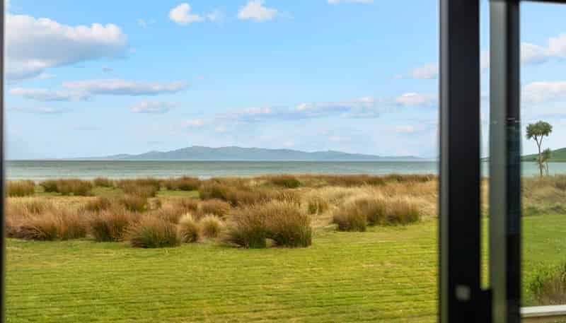24 Oyster Lane, Colac Bay