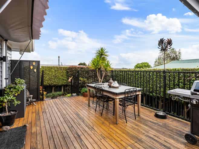 76A Wharf Road, Clarks Beach