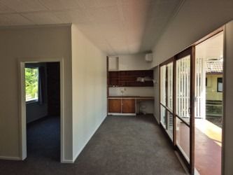 Home in Mangapapa 4