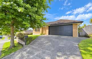 19 Lake Panorama Drive, Henderson