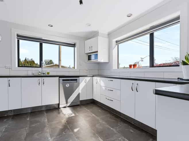 67 Johnson Street, Milton