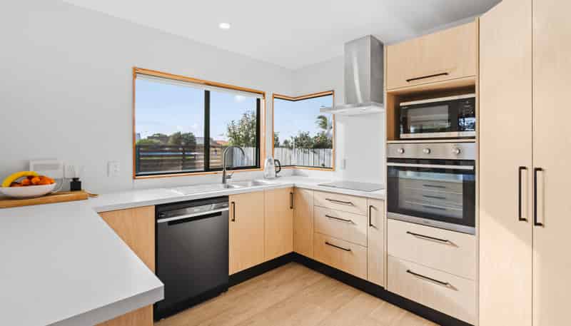 30 Kane Road, Papamoa Beach