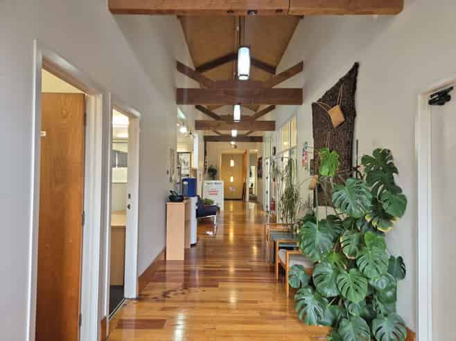 Classic Fit-Out. Strand Profile.