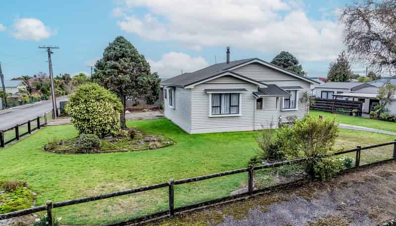 25 Gow Street, Ross