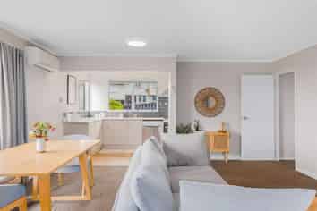 66 Sievers Grove, Cannons Creek